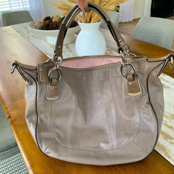 Coach Metallic champagne cross body - Picture 2 of 5